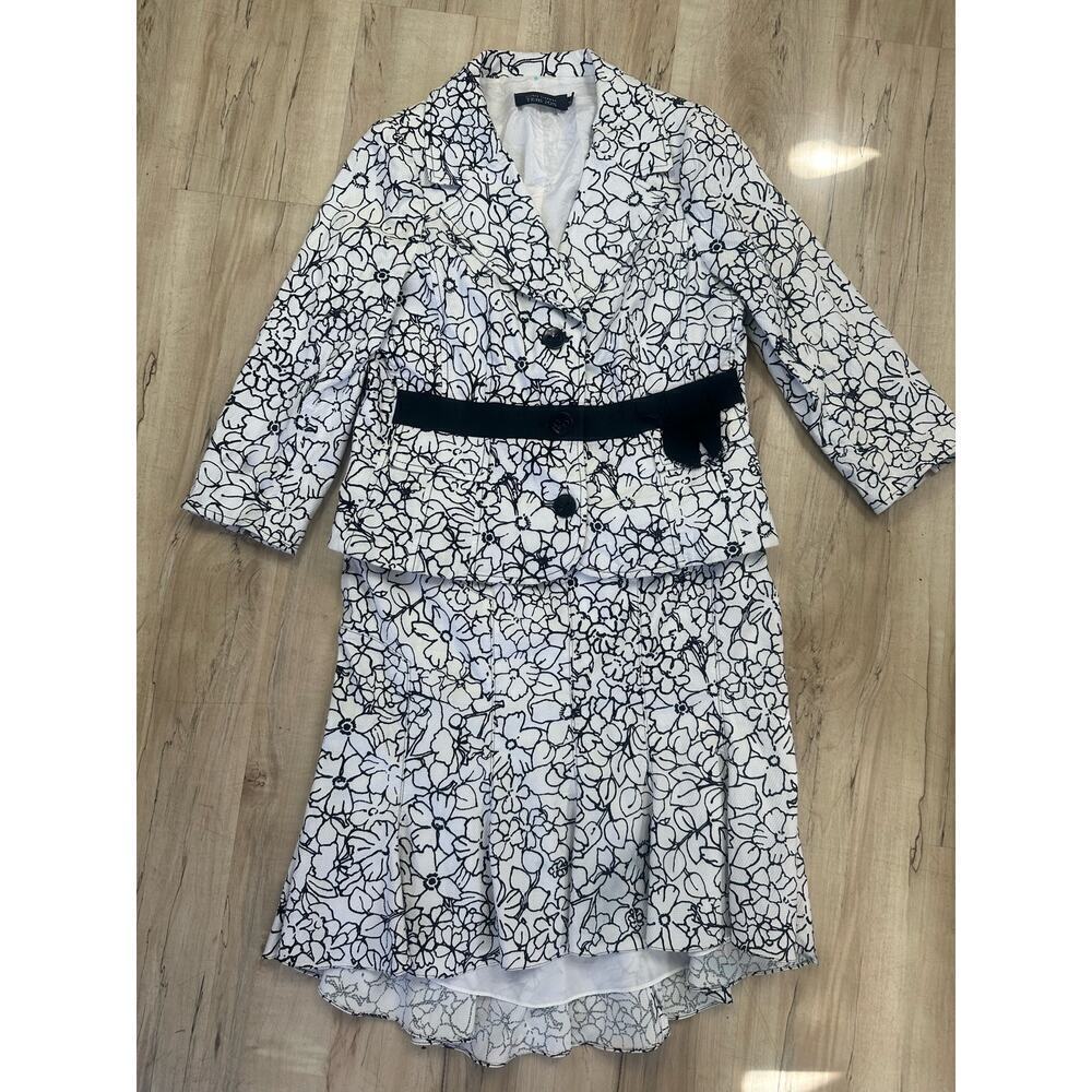 Rickie Freeman for Teri Jon skirt jacket set